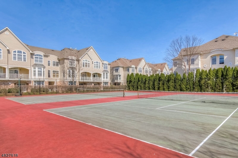 321 Edmonton Court Livingston, NJ 07039 - Photo 13 of 13