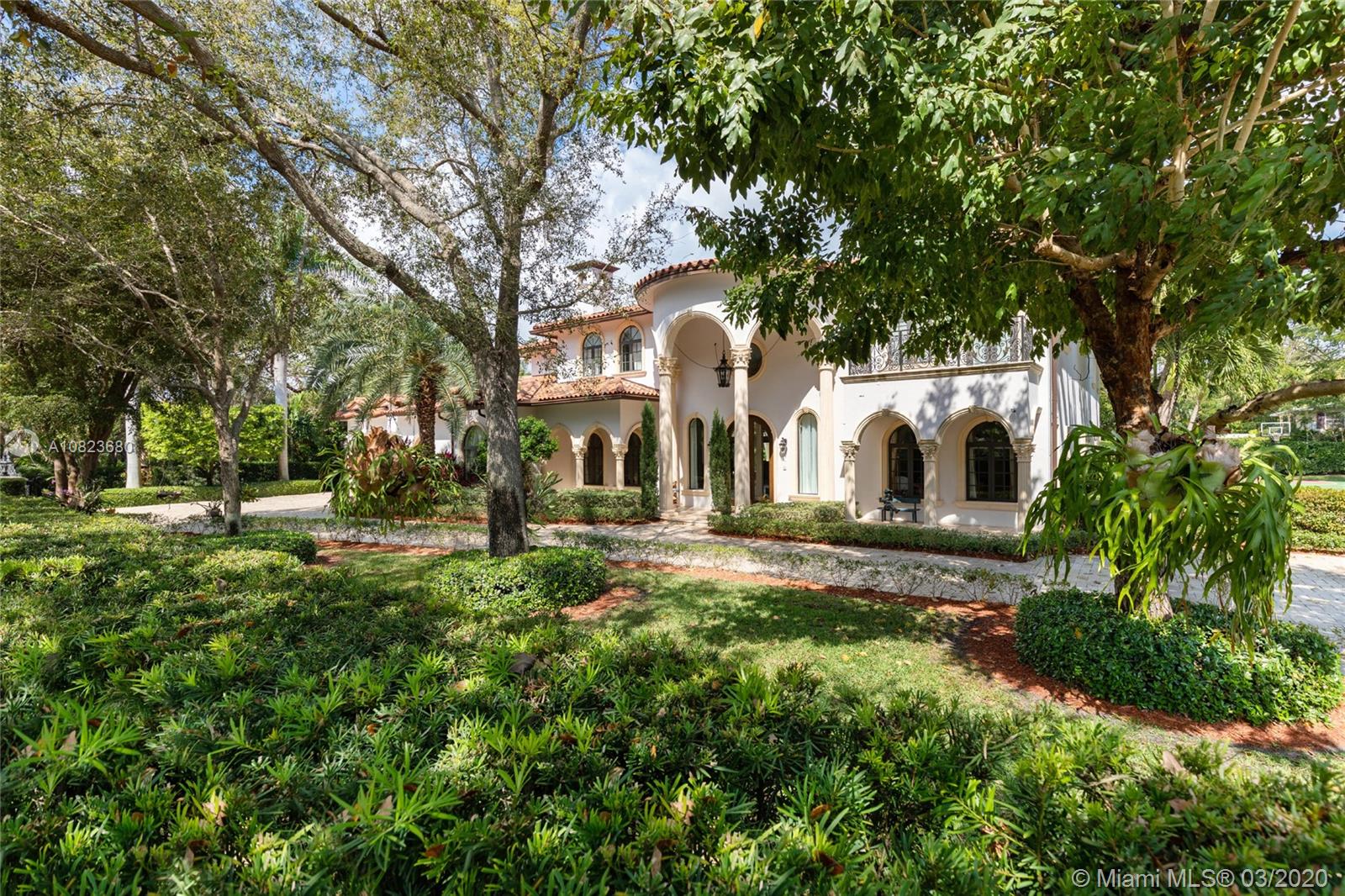 5875 Southwest 129th Terrace Pinecrest, FL 33156 - Photo 2 of 29