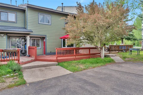$576,000 | 4 Redwood Court, Unit 4, Steamboat Springs, CO 80487