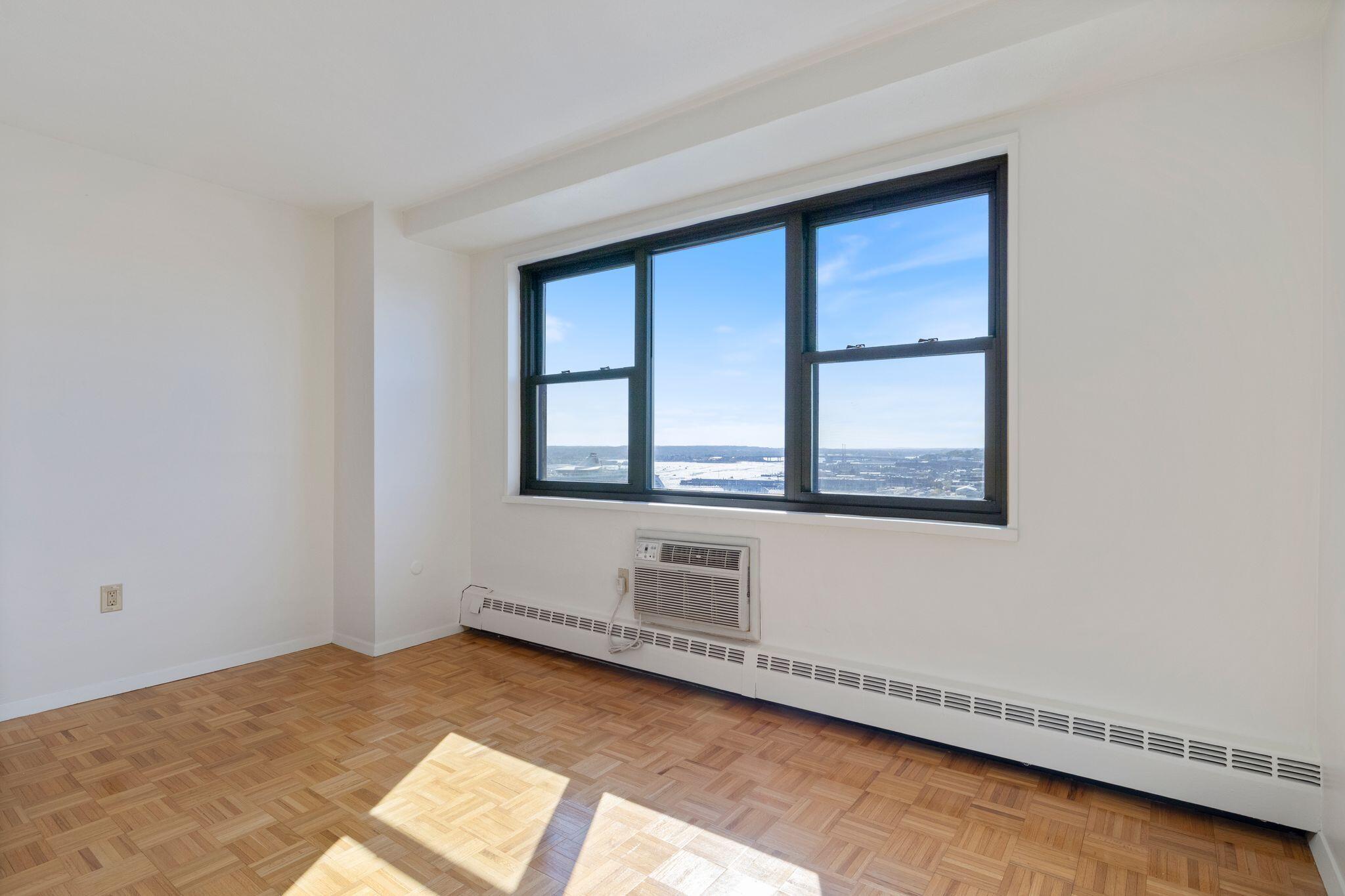 45 Eastern Promenade, Unit 11J Portland, ME 04101 - Photo 19 of 44 45_Eastern_Promenade_40J