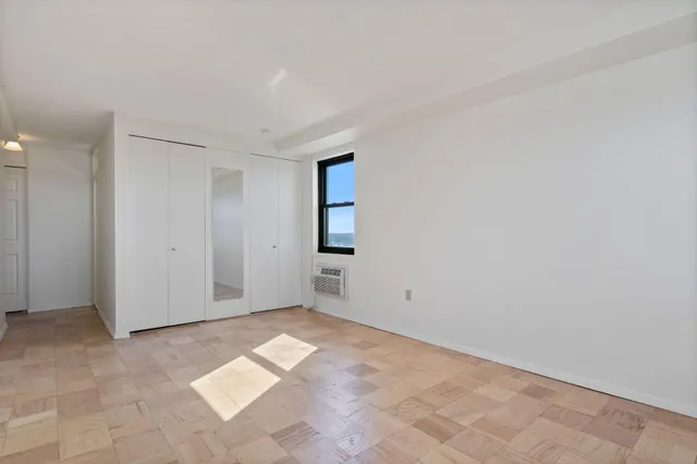 $795,000 | 45 Eastern Promenade, Unit 11J, Portland, ME 04101