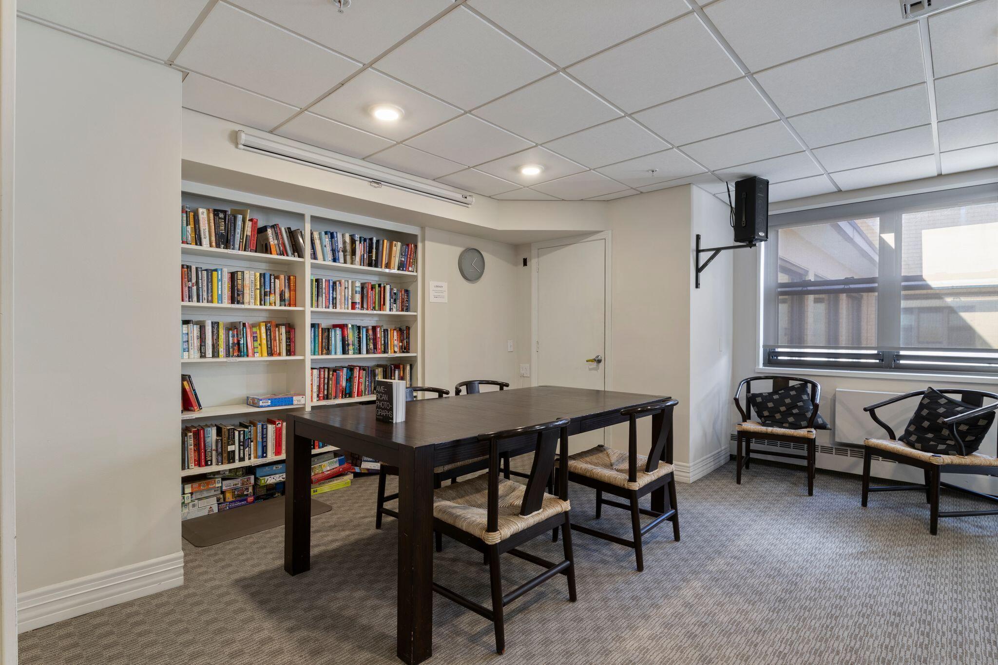 45 Eastern Promenade, Unit 11J Portland, ME 04101 - Photo 30 of 44 45_Eastern_Promenade_55