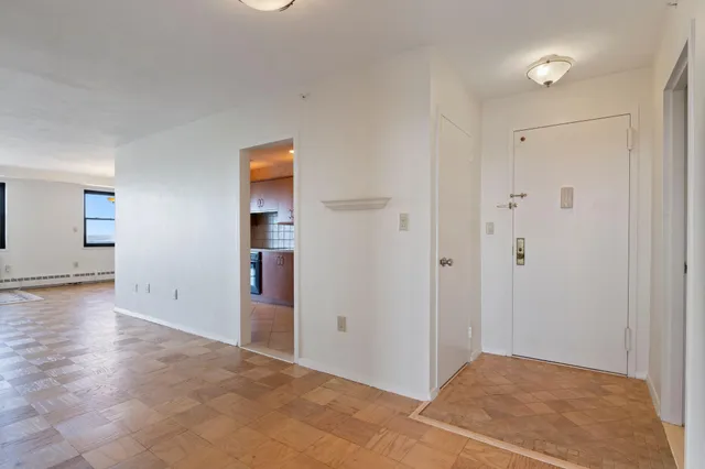 $795,000 | 45 Eastern Promenade, Unit 11J, Portland, ME 04101