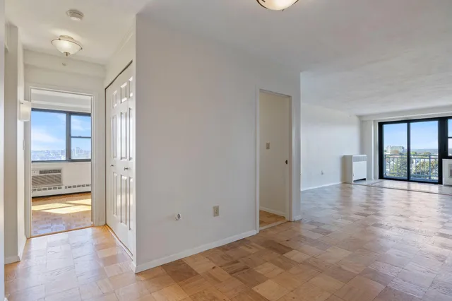 $795,000 | 45 Eastern Promenade, Unit 11J, Portland, ME 04101