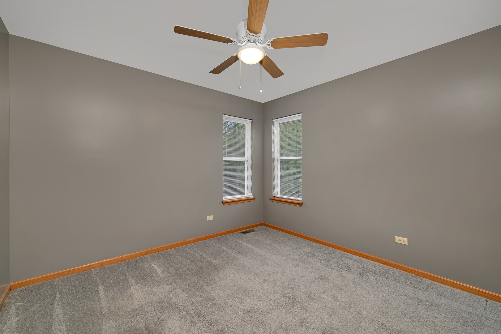 1915 Somerset Court Romeoville, IL 60446 - Photo 22 of 32