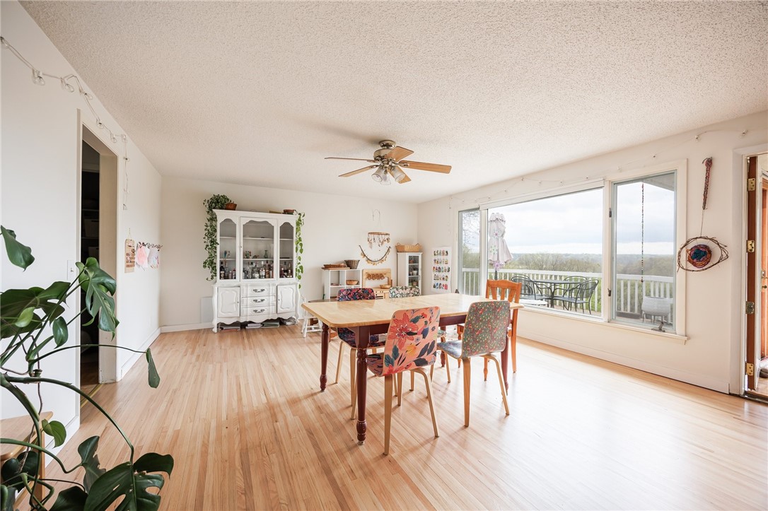 23 Eagle Rock Drive Irondequoit, NY 14609 - Photo 14 of 37