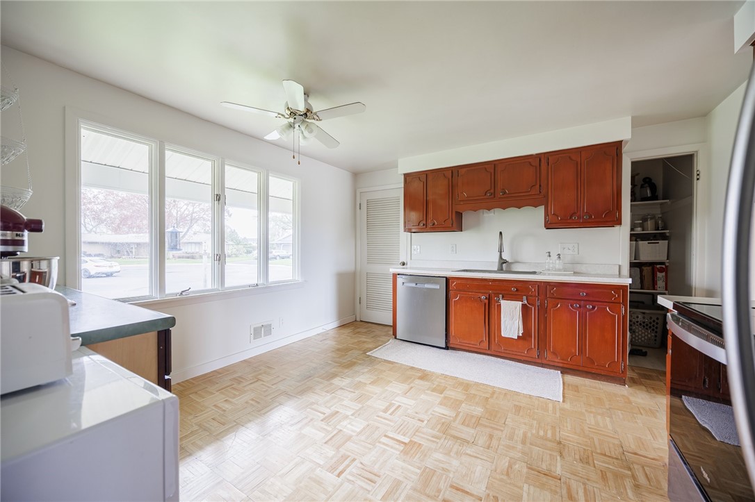 23 Eagle Rock Drive Irondequoit, NY 14609 - Photo 17 of 37