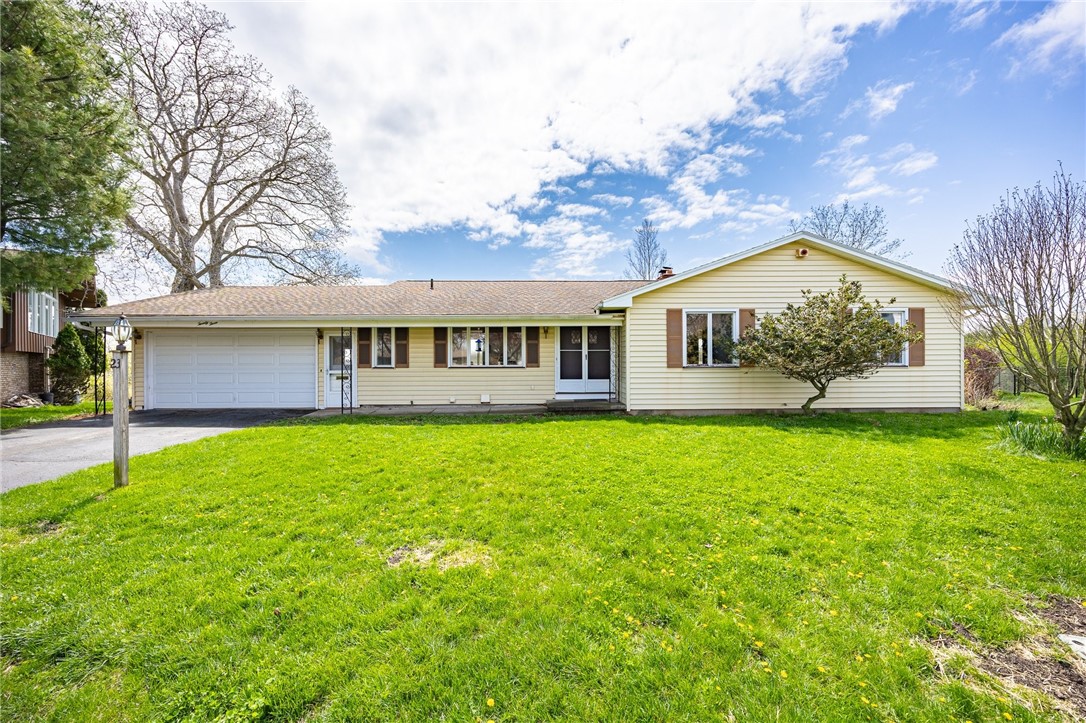 23 Eagle Rock Drive Irondequoit, NY 14609 - Photo 2 of 37