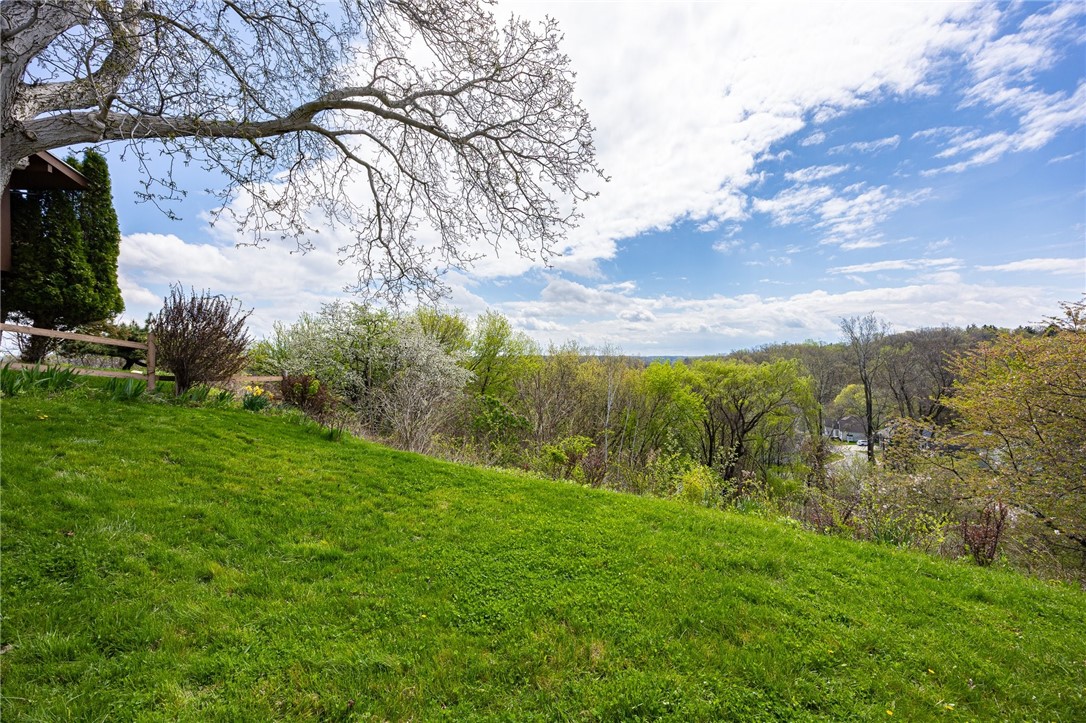 23 Eagle Rock Drive Irondequoit, NY 14609 - Photo 34 of 37