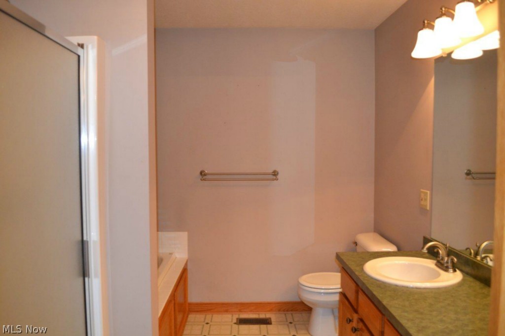 5924 Wentworth Road Southwest Canton, OH 44706 - Photo 11 of 24