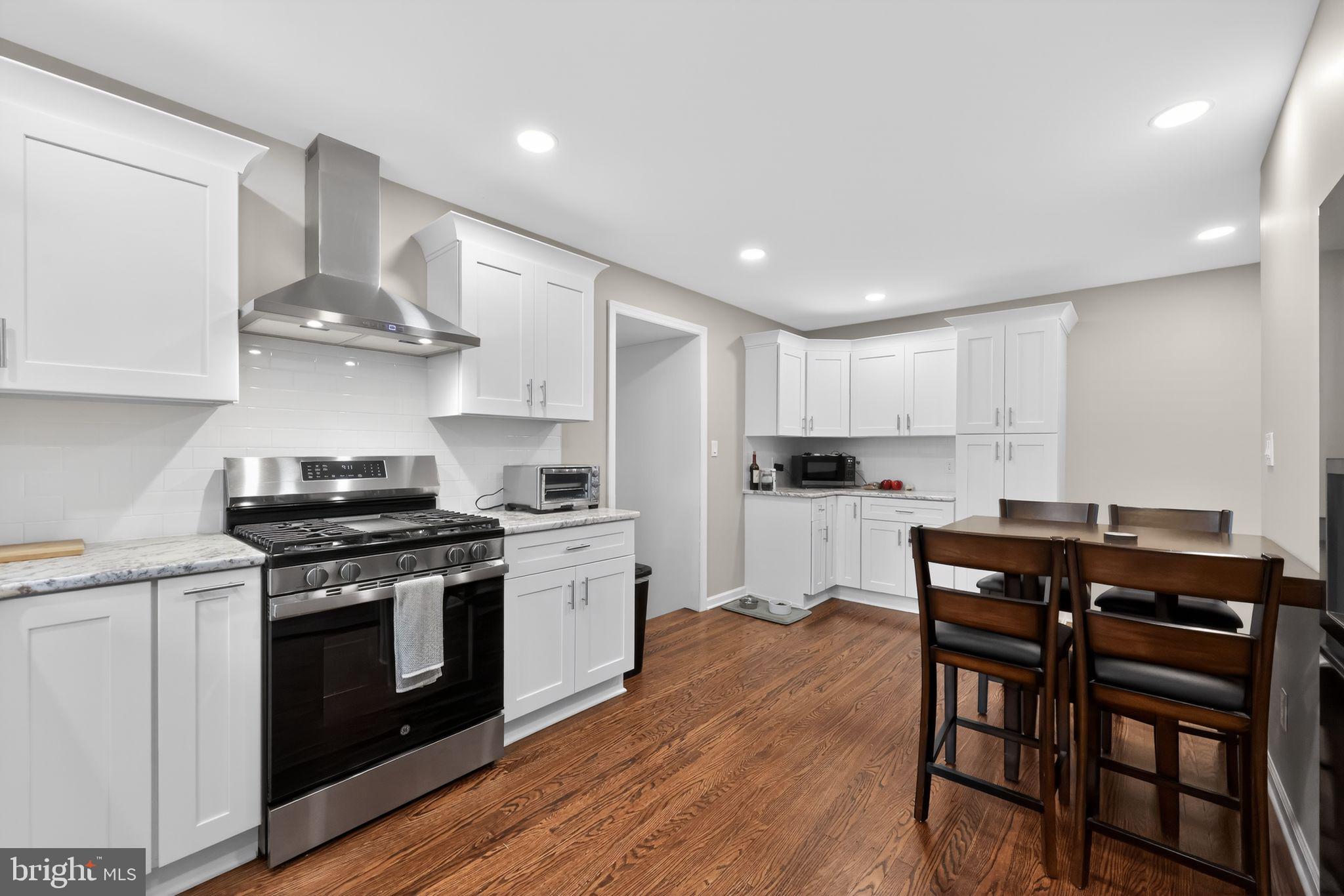 29 White Birch Road Blackwood, NJ 08012 - Photo 5 of 15 Brand new kitchen
