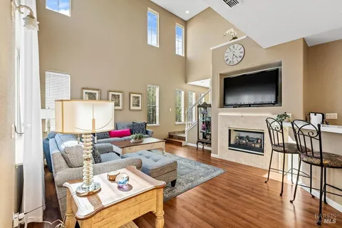 $599,000 | 2854 Pearblossom Drive, Santa Rosa, CA 95407