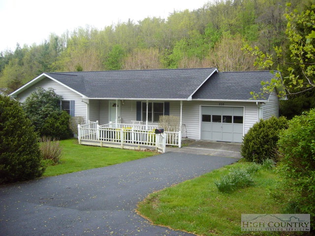 501 Oak Grove Road Boone, NC 28607 - Photo 1 of 11 Gallery Image 1