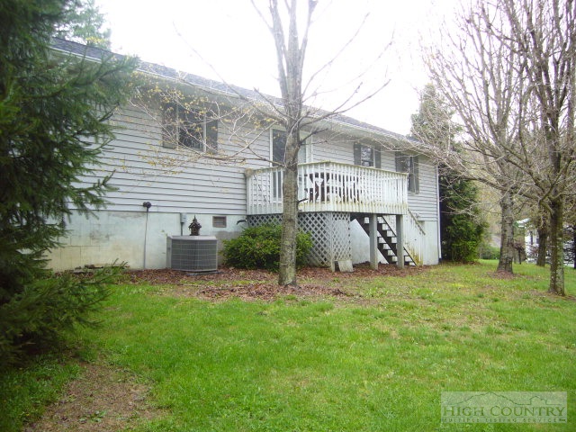 501 Oak Grove Road Boone, NC 28607 - Photo 4 of 11 Gallery Image 4