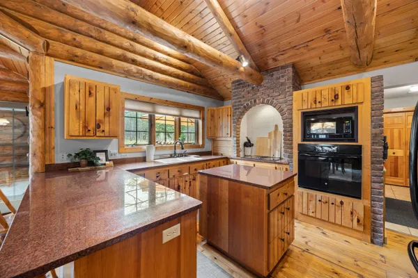 $672,000 | 1344 Bogey Trail, Nekoosa, WI 54457