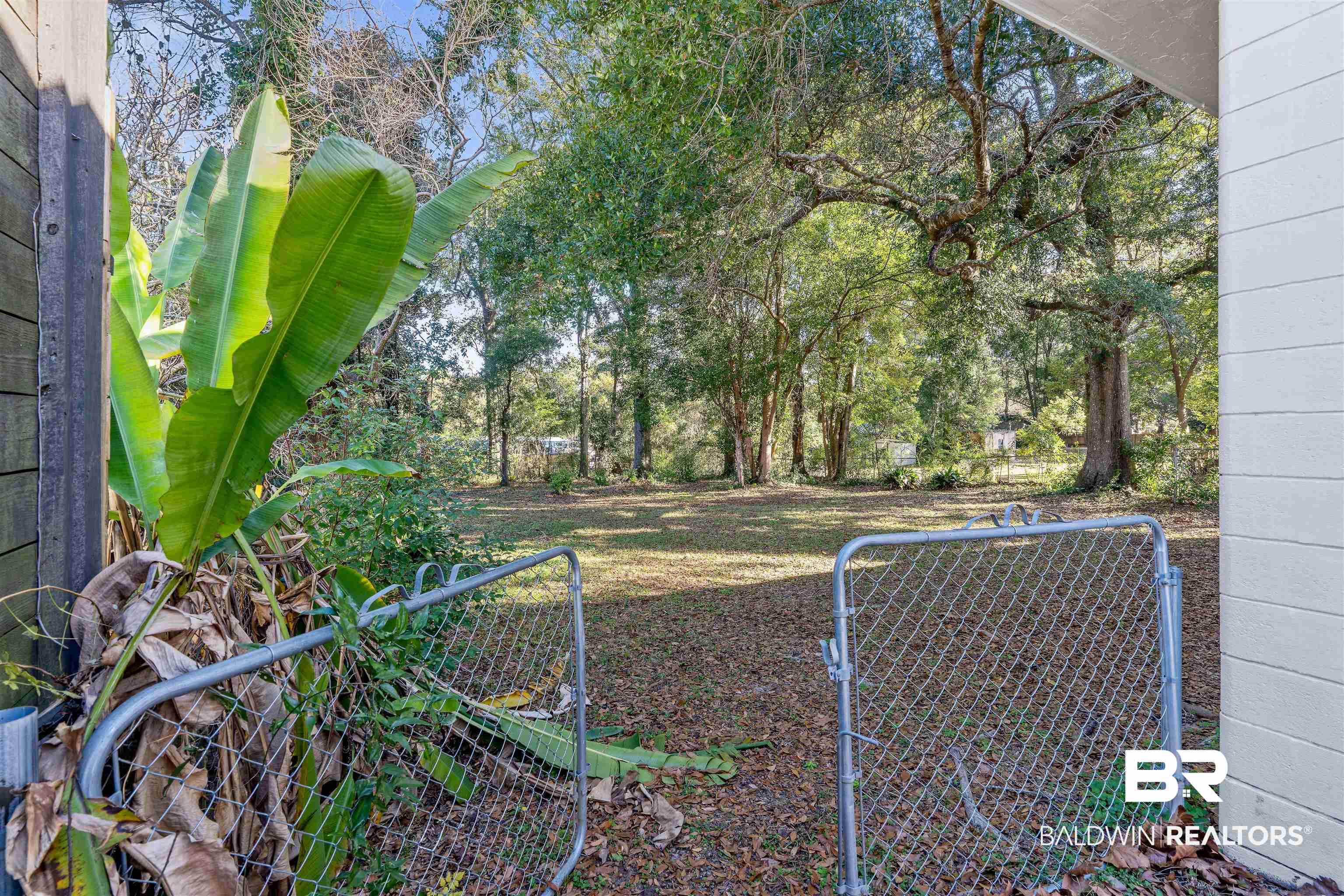 507 Gayfer Avenue Fairhope, AL 36532 - Photo 15 of 18 Backyard