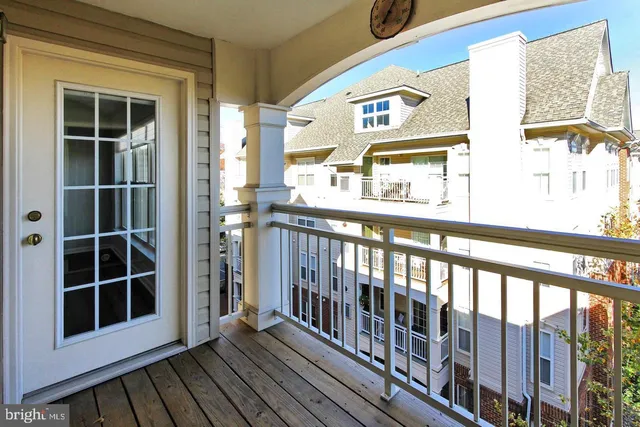 $4,200 | 5120 Grimm Drive, Alexandria, VA 22304