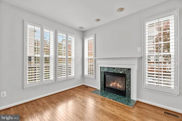 $4,200 | 5120 Grimm Drive, Alexandria, VA 22304