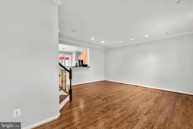 $4,200 | 5120 Grimm Drive, Alexandria, VA 22304