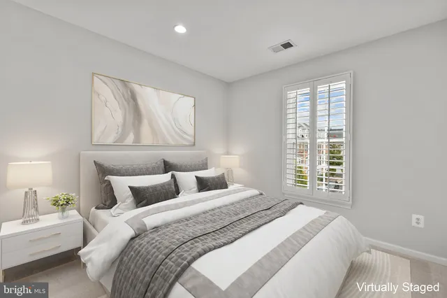 $4,200 | 5120 Grimm Drive, Alexandria, VA 22304