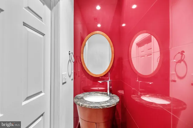 $4,200 | 5120 Grimm Drive, Alexandria, VA 22304