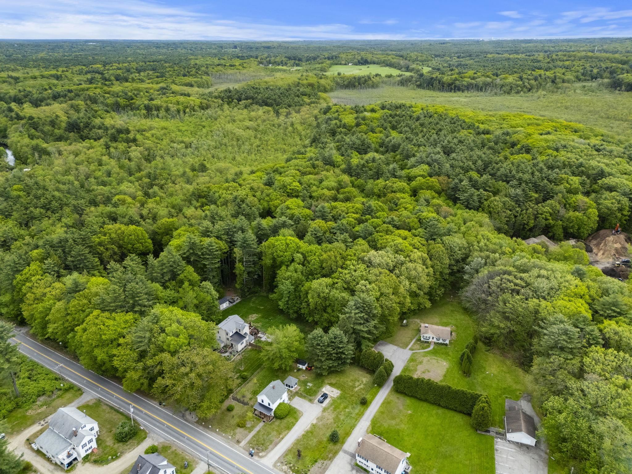 204 North Haverhill Road Kensington, NH 03833 - Photo 15 of 17