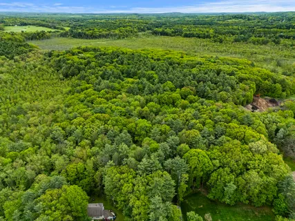 $430,000 | 204 North Haverhill Road, Kensington, NH 03833