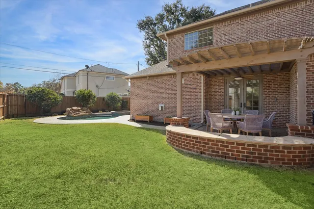 $1,690,000 | 4103 Turnberry Circle, Houston, TX 77025