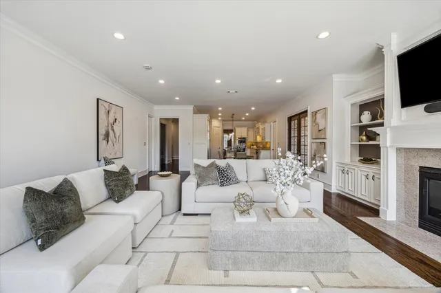 $1,690,000 | 4103 Turnberry Circle, Houston, TX 77025