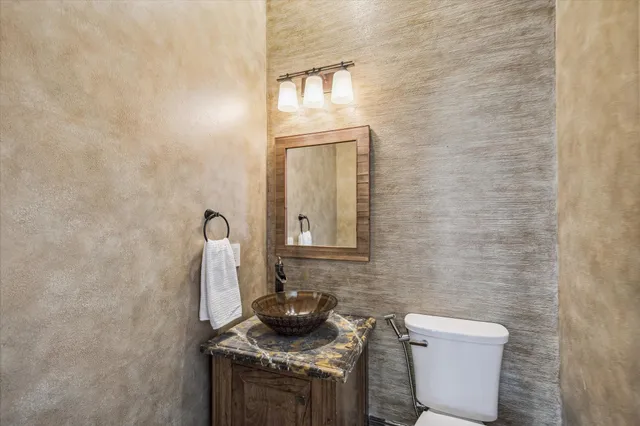 $1,690,000 | 4103 Turnberry Circle, Houston, TX 77025