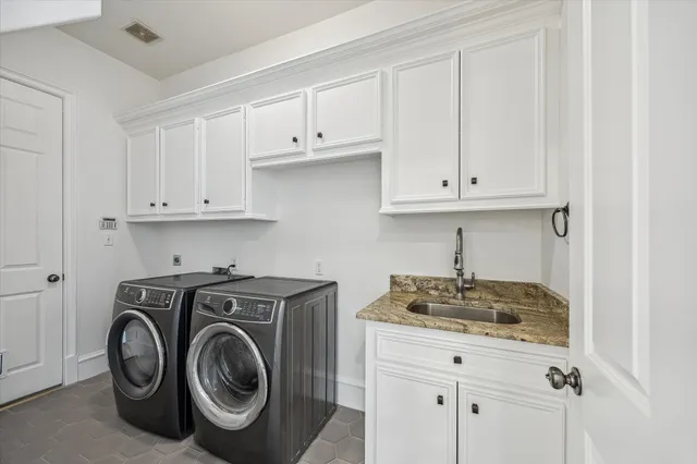 $1,690,000 | 4103 Turnberry Circle, Houston, TX 77025