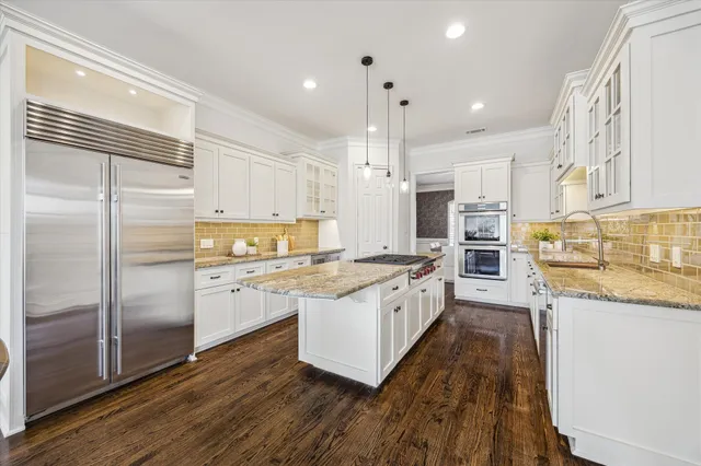 $1,690,000 | 4103 Turnberry Circle, Houston, TX 77025