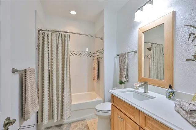 $440,000 | 1360 Emerald Dunes Drive, Sun City Center, FL 33573