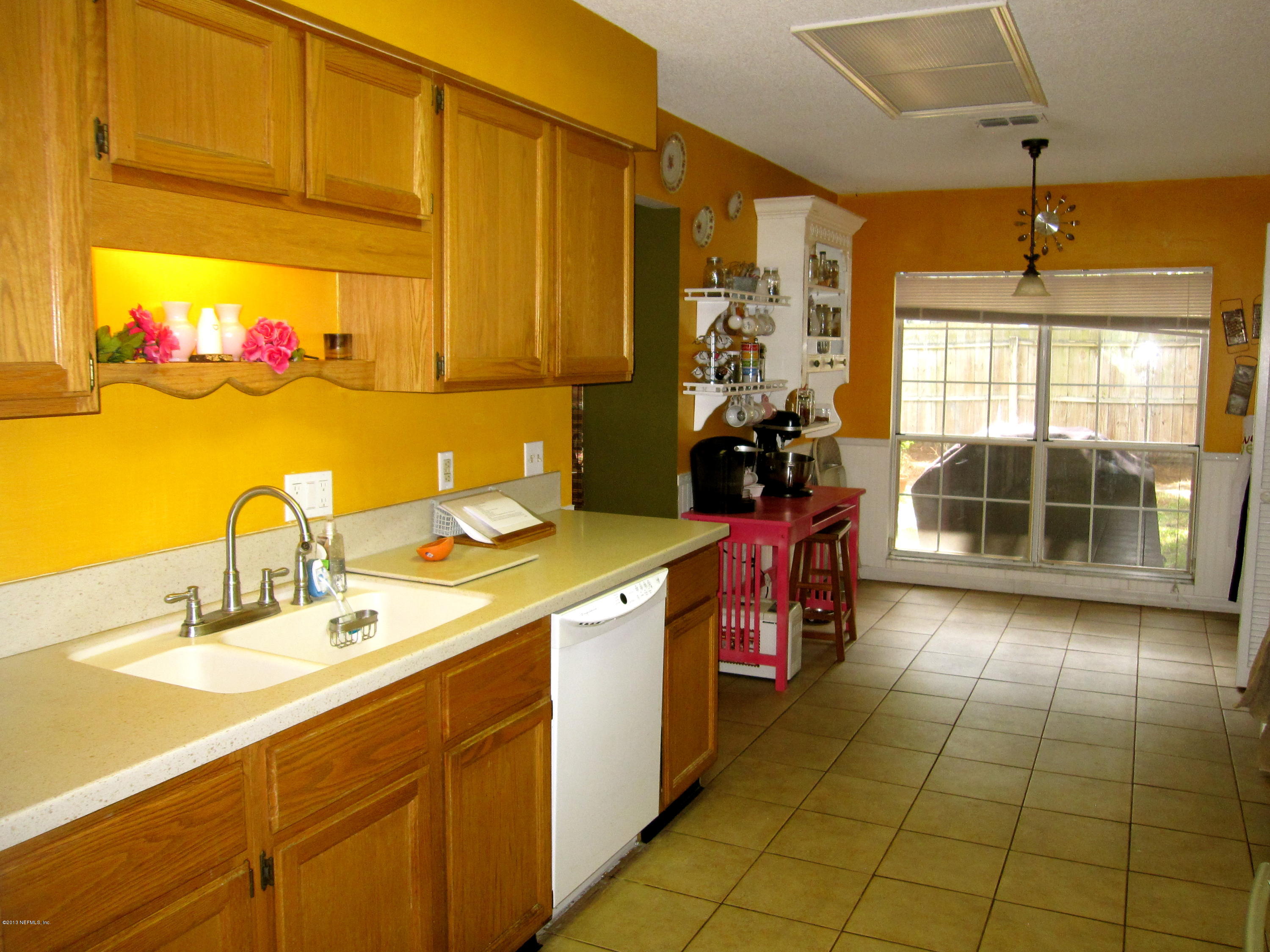 1845 Rambling Ridge Lane Jacksonville, FL 32225 - Photo 8 of 21 Kitchen View 1