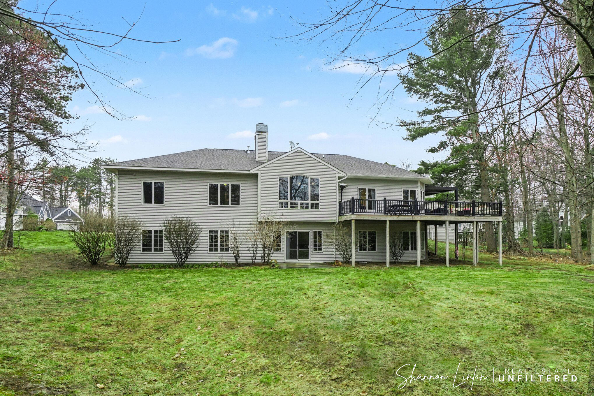 17914 Shallow Springs Court Spring Lake, MI 49456 - Photo 3 of 64 002_dng08867_897