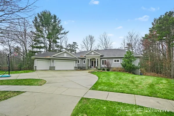 $990,000 | 17914 Shallow Springs Court, Spring Lake, MI 49456