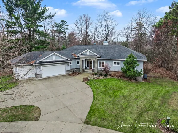 $990,000 | 17914 Shallow Springs Court, Spring Lake, MI 49456