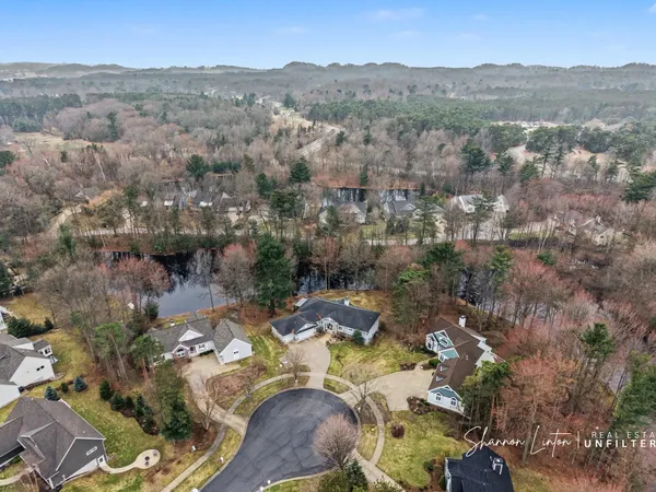$990,000 | 17914 Shallow Springs Court, Spring Lake, MI 49456