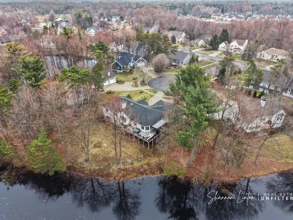 $990,000 | 17914 Shallow Springs Court, Spring Lake, MI 49456
