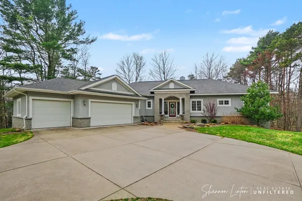 $990,000 | 17914 Shallow Springs Court, Spring Lake, MI 49456