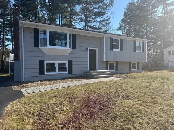 $670,000 | 62 Duncan Road, Stoughton, MA 02072