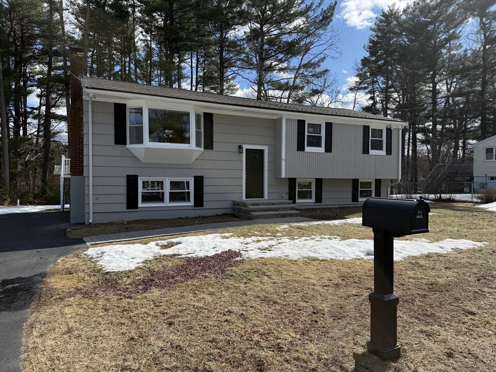 62 Duncan Road Stoughton, MA 02072 - Photo 5 of 31