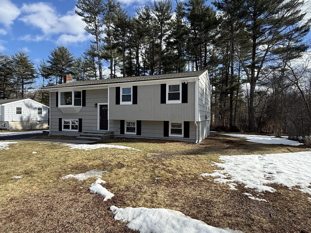62 Duncan Road Stoughton, MA 02072 - Photo 6 of 31