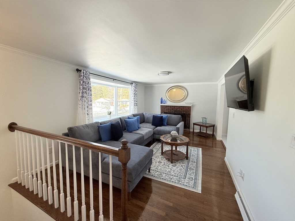 62 Duncan Road Stoughton, MA 02072 - Photo 8 of 32