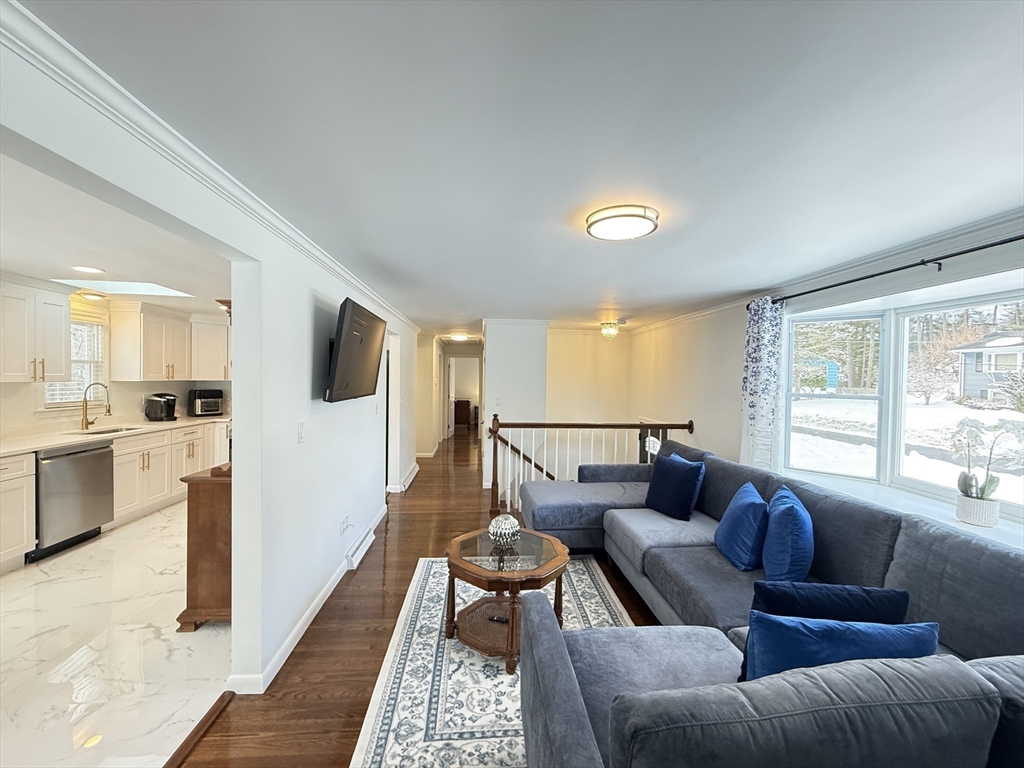 62 Duncan Road Stoughton, MA 02072 - Photo 10 of 32