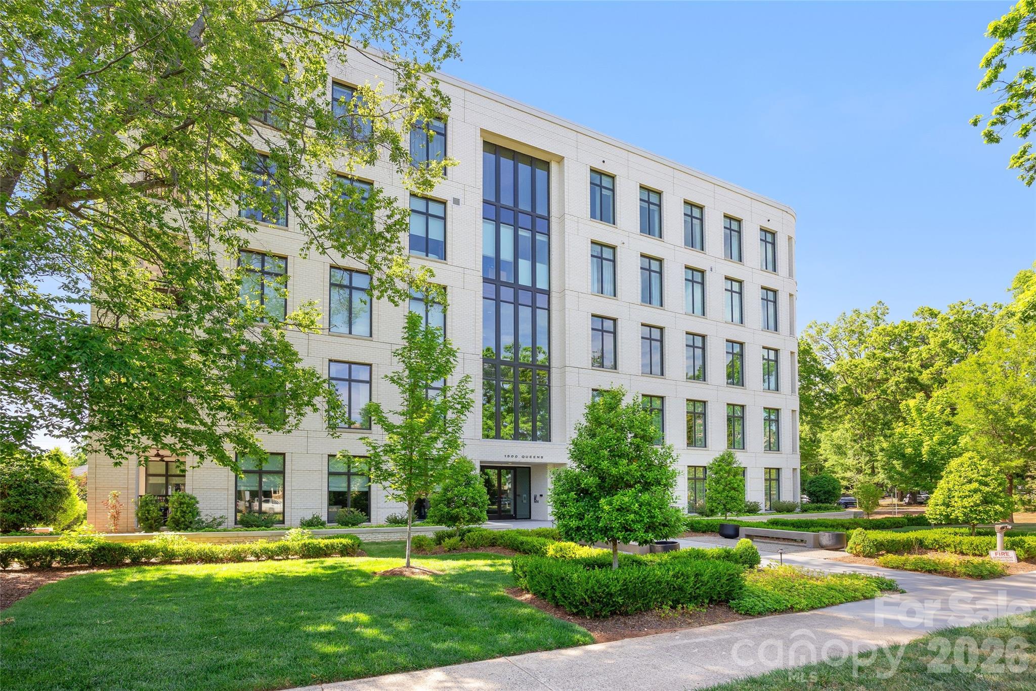 1500 Queens Road, Unit 104 Charlotte, NC 28207 - Photo 1 of 41 front view of a building