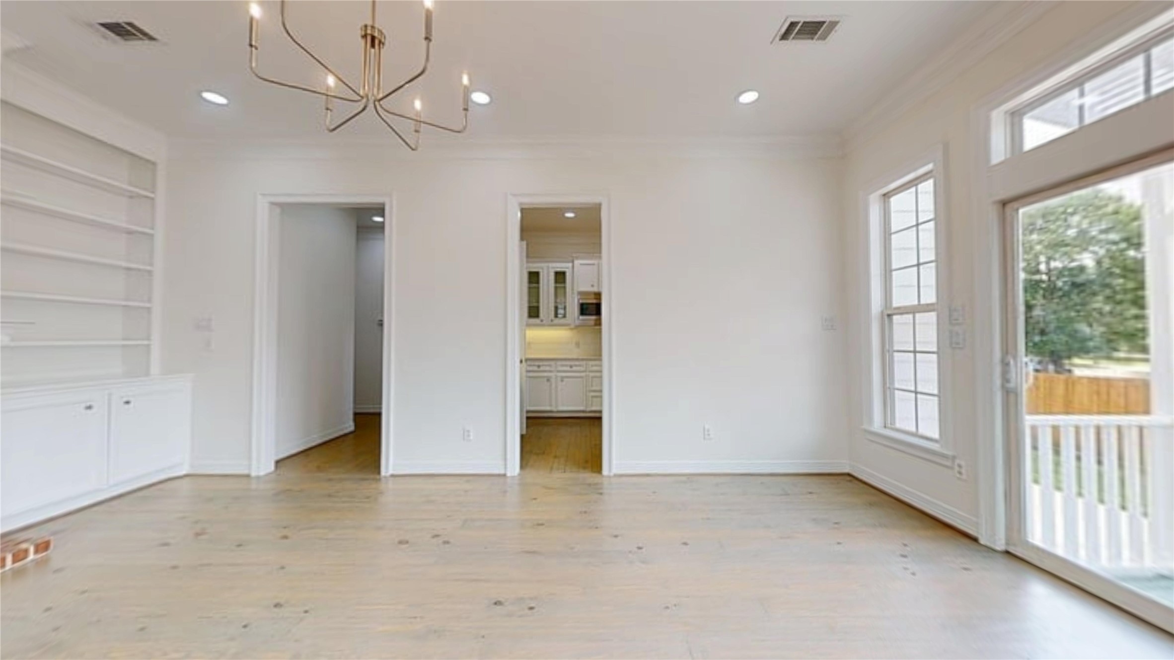 4050 Dumbarton Street Houston, TX 77025 - Photo 16 of 48 Another view of Family Room.