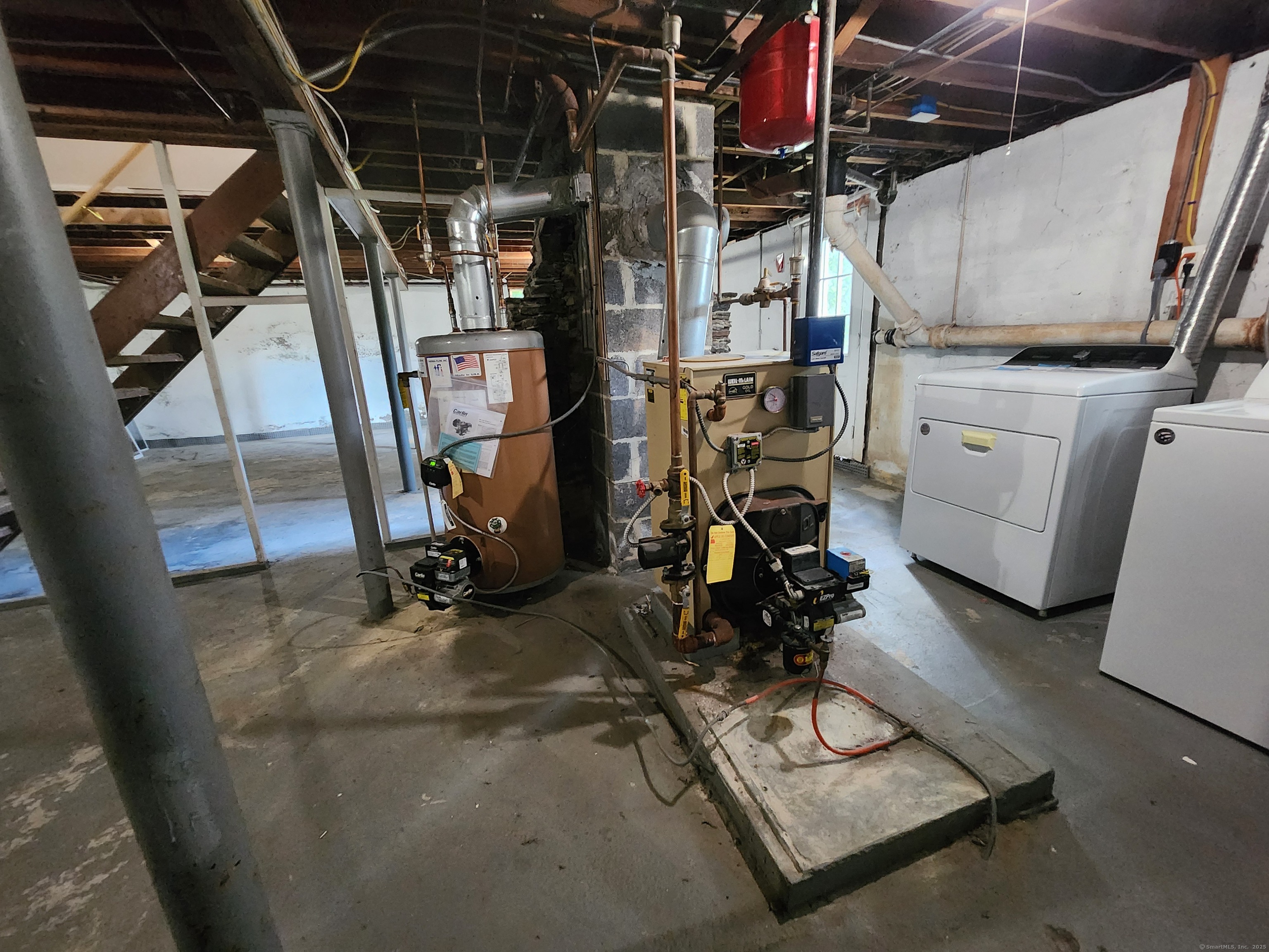 79 Honor Road West Haven, CT 06516 - Photo 28 of 36 a view of a room with gym equipment