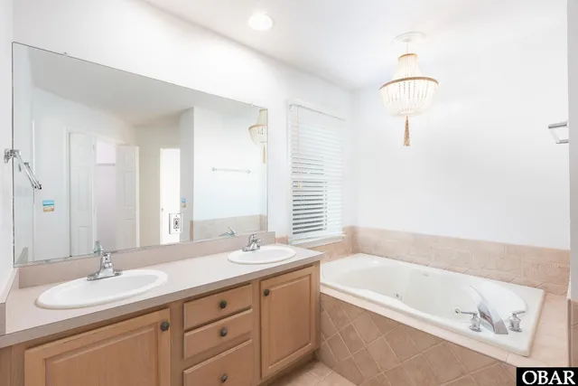 $615,000 | 521 Meadow Lane, Corolla, NC 27927