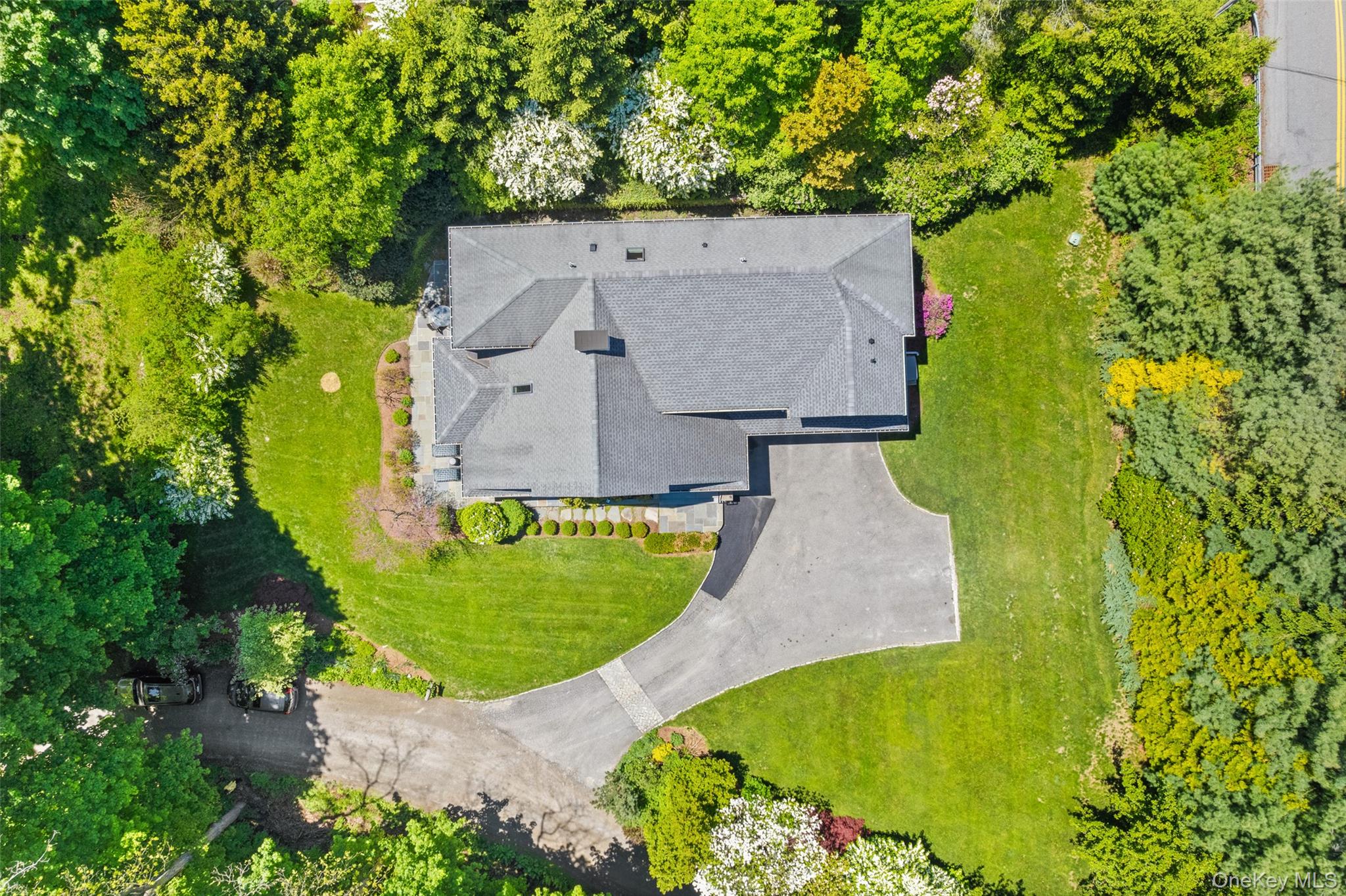 9 S Road Katonah, NY 10536 - Photo 35 of 38